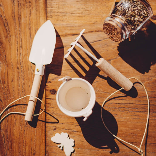 Centre de Table - Outils de jardinier