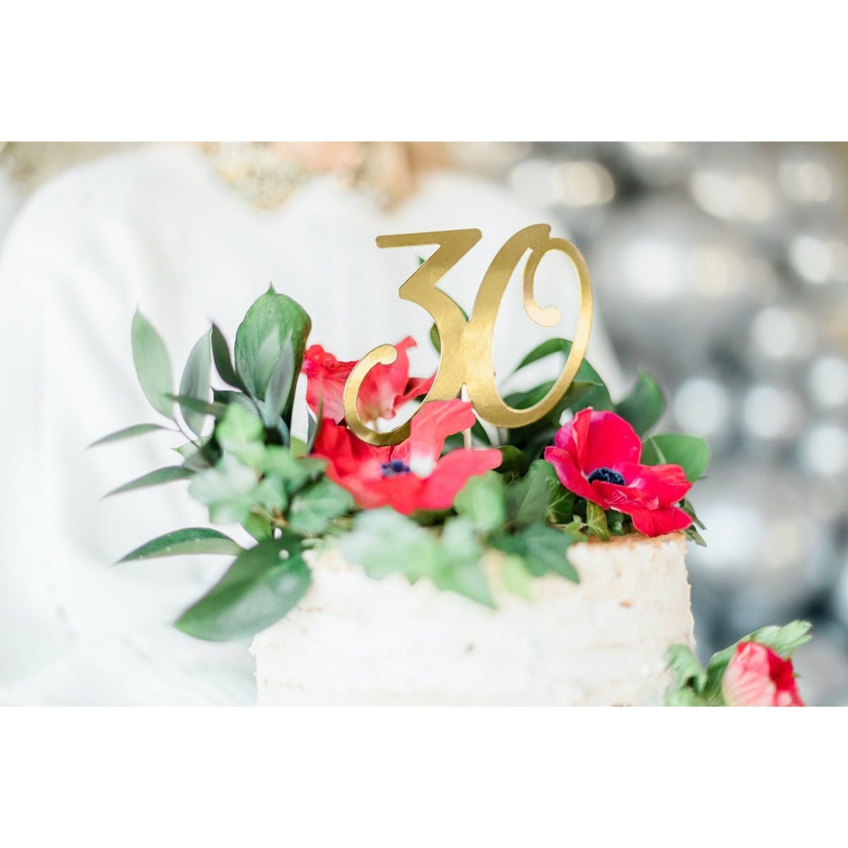 Cake topper 30 doré (20cm)