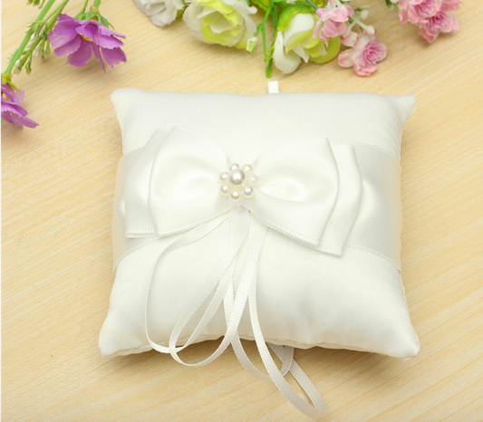 Coussin pour alliances - Noeuds et perle