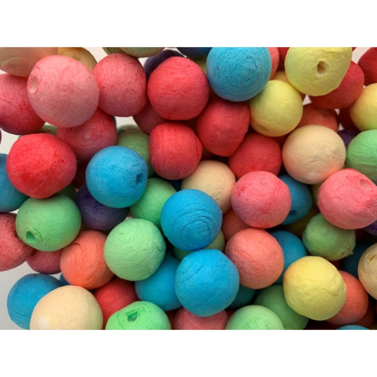 500 boules multicolores pour Sarbacane