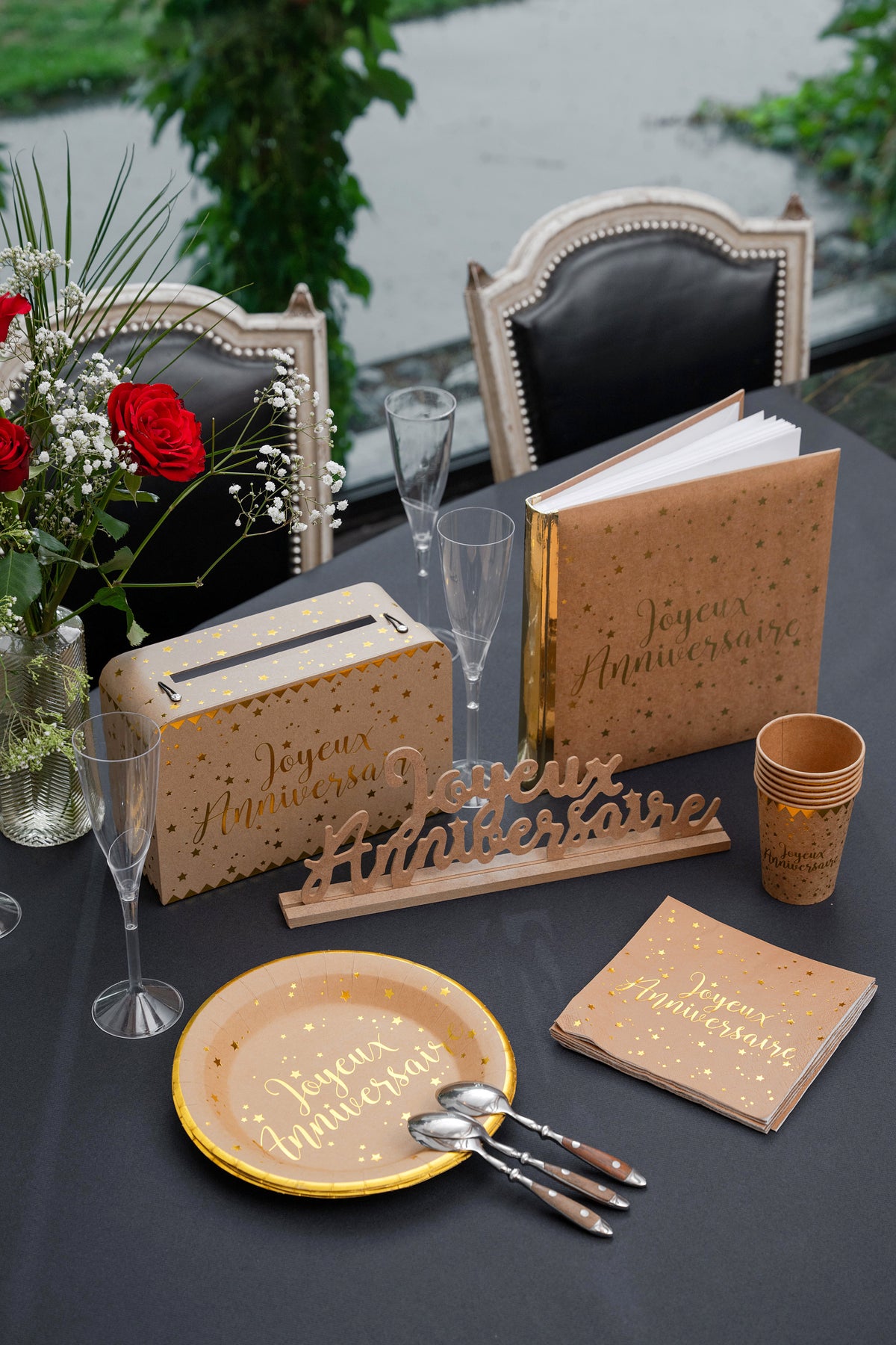 "Joyeux Anniversaire" plates Kraft (10 pcs)
