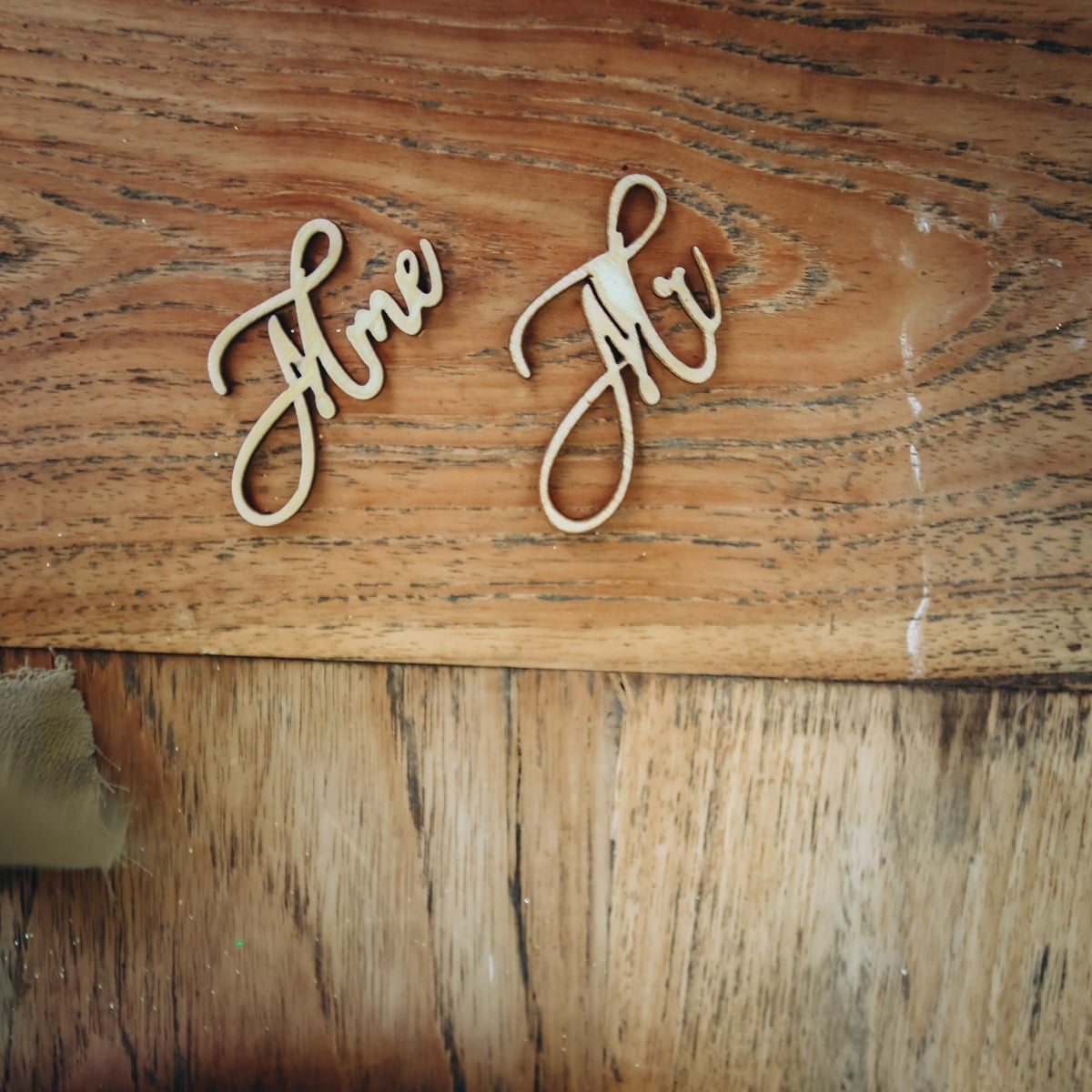 Déco de table en bois - Mr/Mme