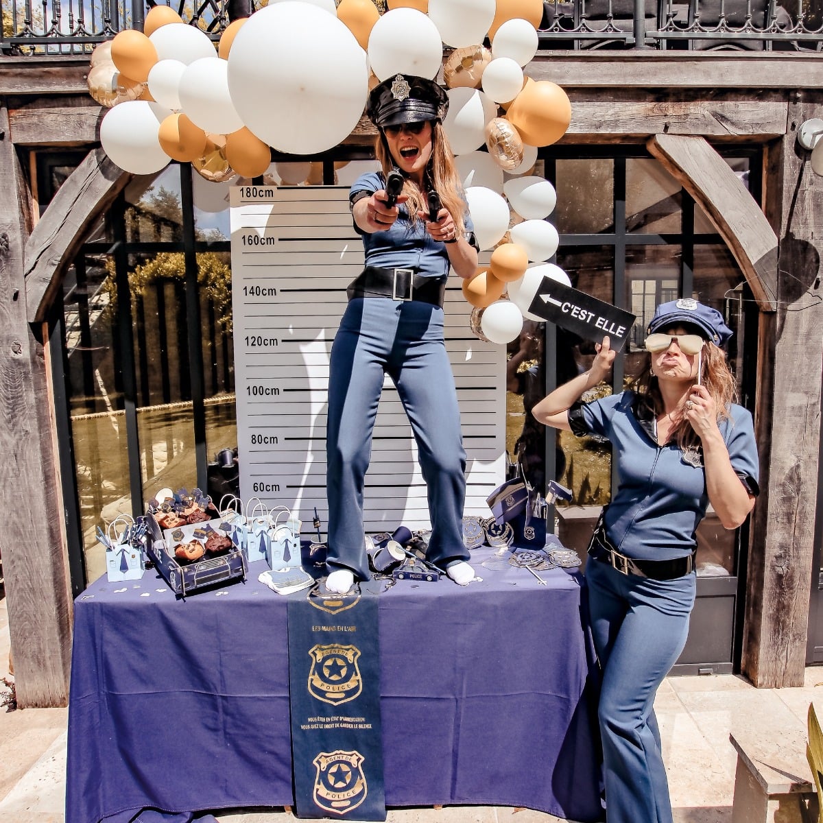 Chemin de table Police