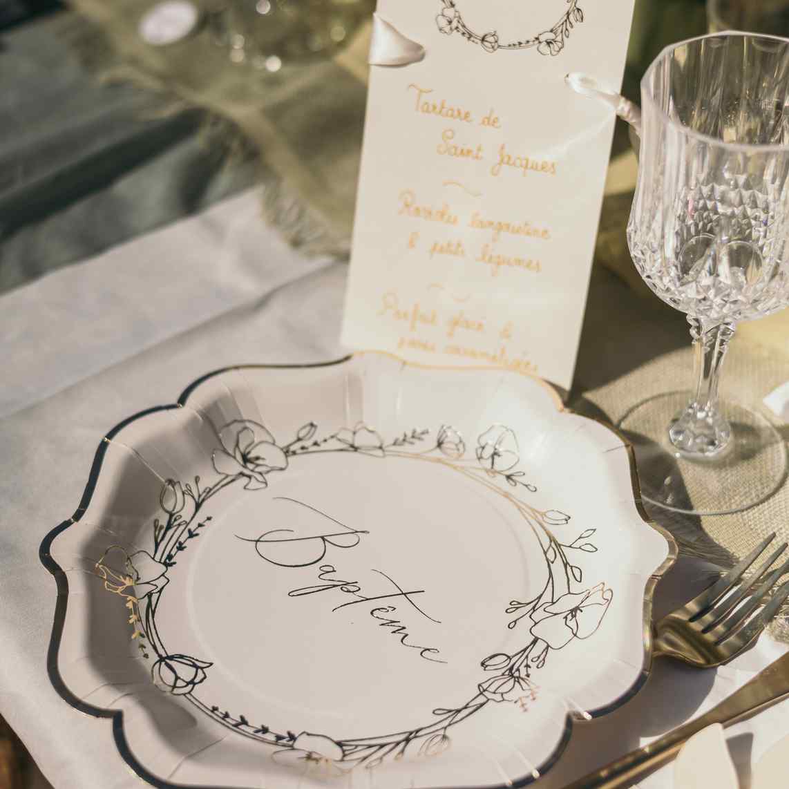 Assiettes Baptême - Feuilles dorées