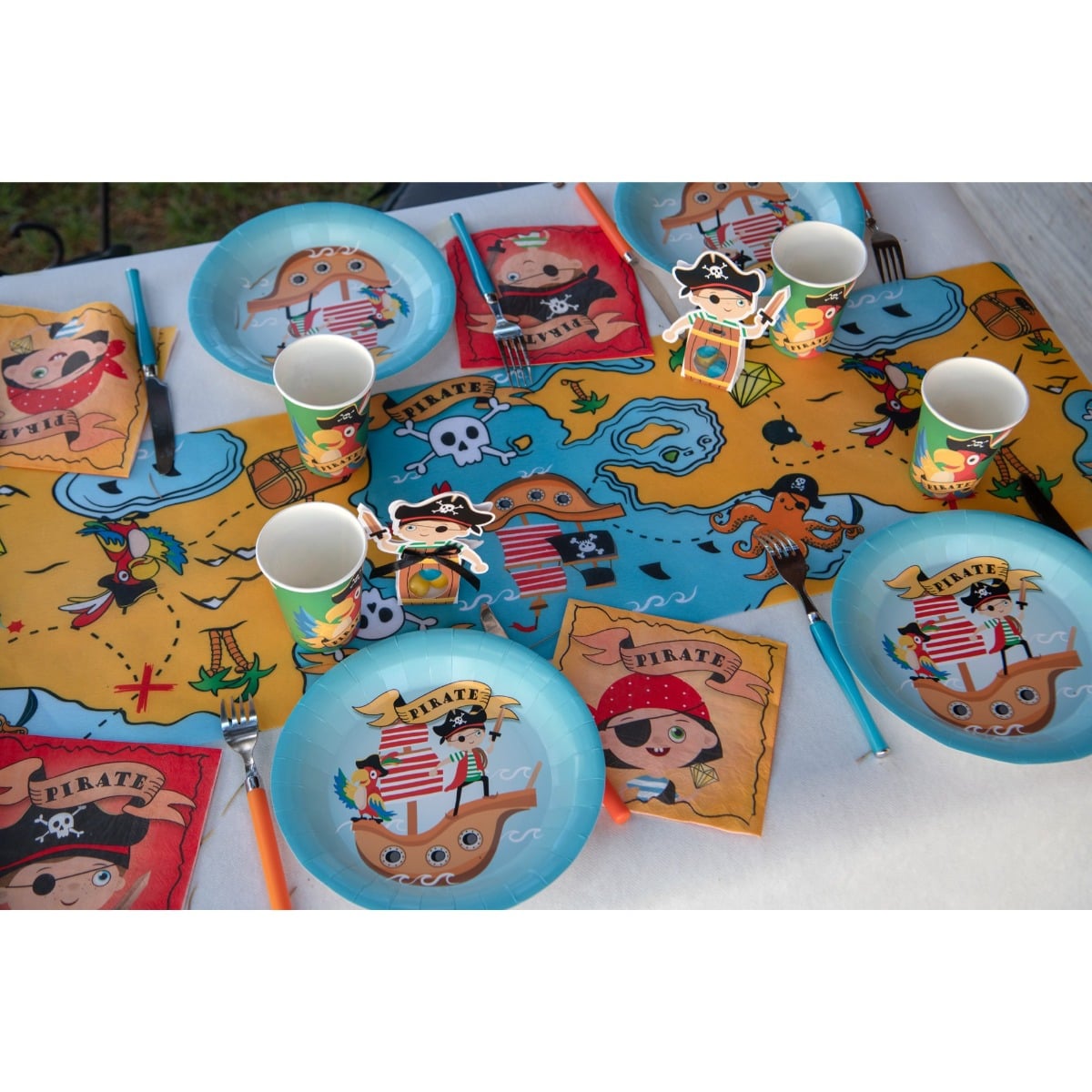 Chemin de table - Pirate