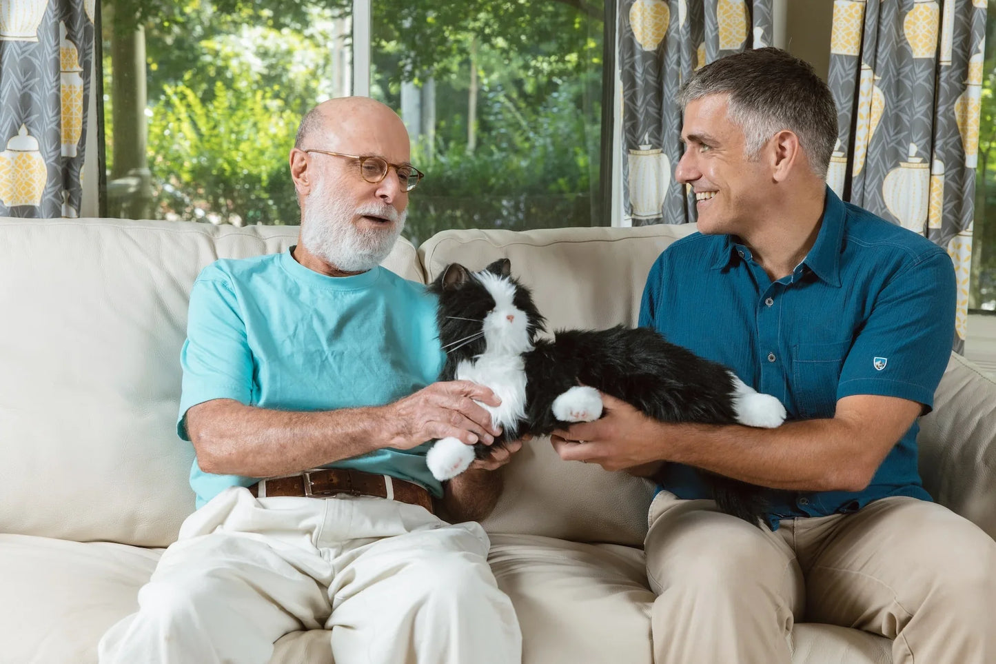 Interactive Cat Plush Toy for Elderly - Black