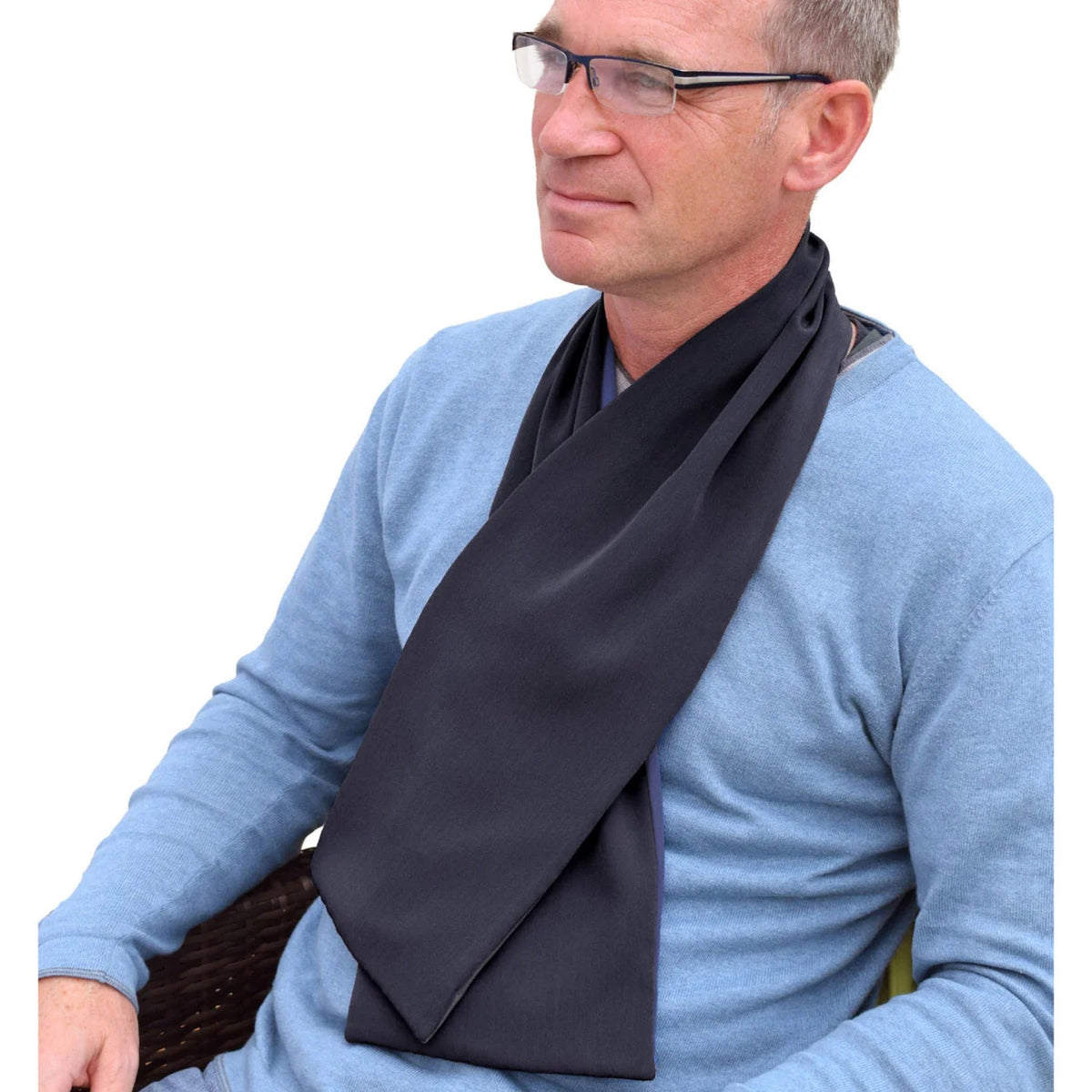 Lätzchenschal gekreuzt