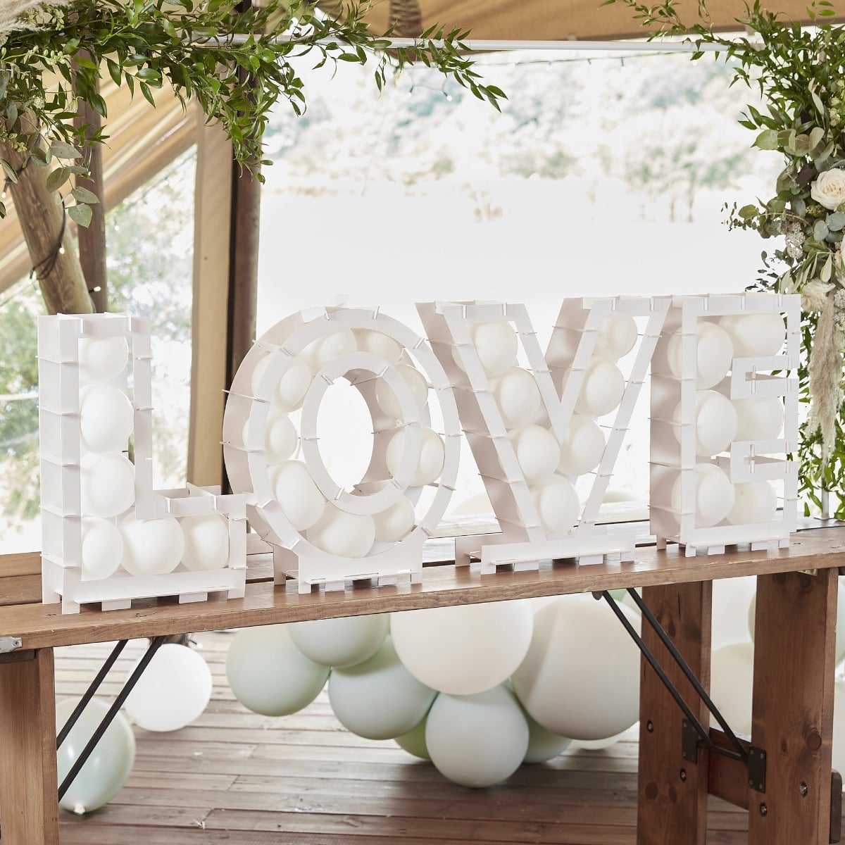 Structures pour ballons - LOVE