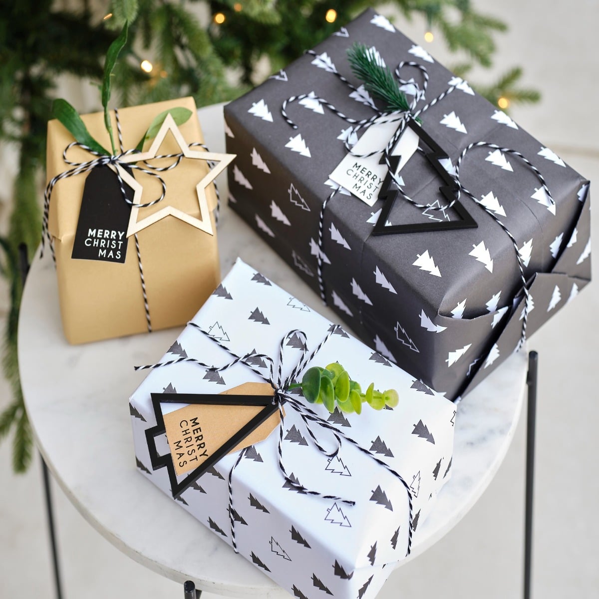 Etiquettes cadeaux - Bois noir