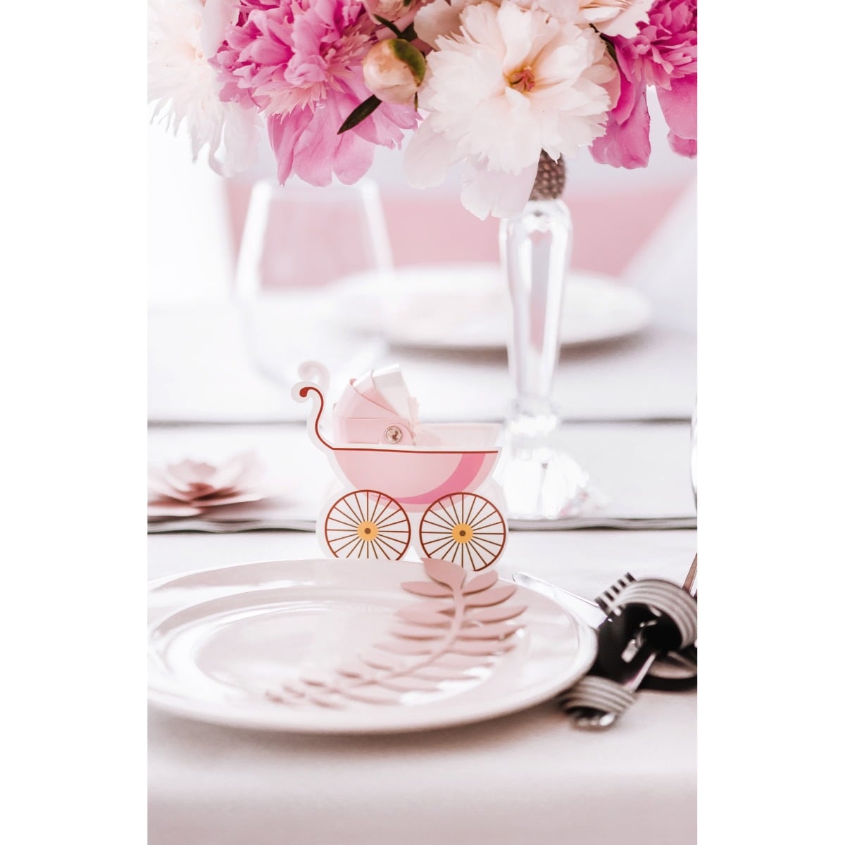 Feuillages en papier Rose (9pcs)