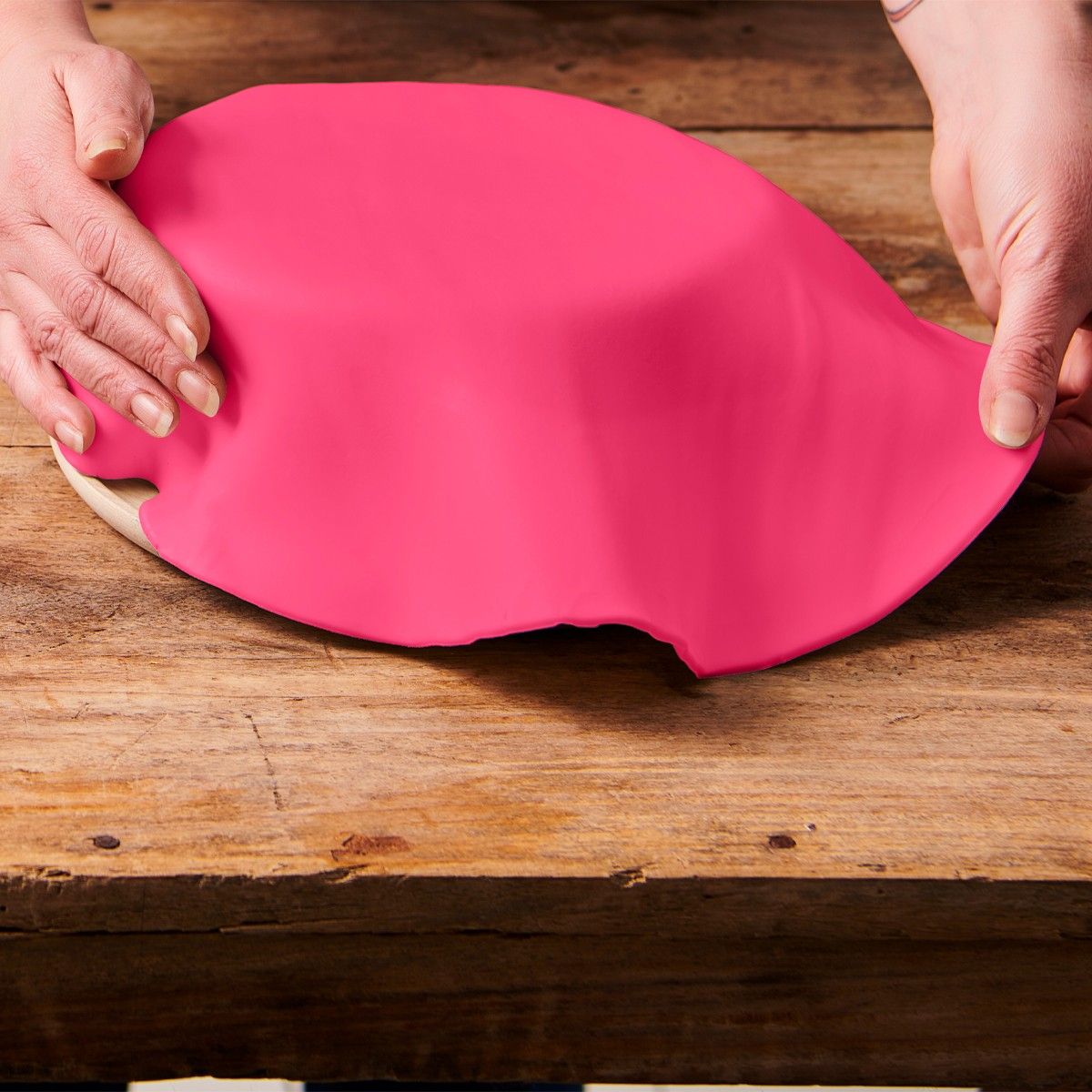 Pâte à sucre FunCakes Étalée - Hot Pink 430gr