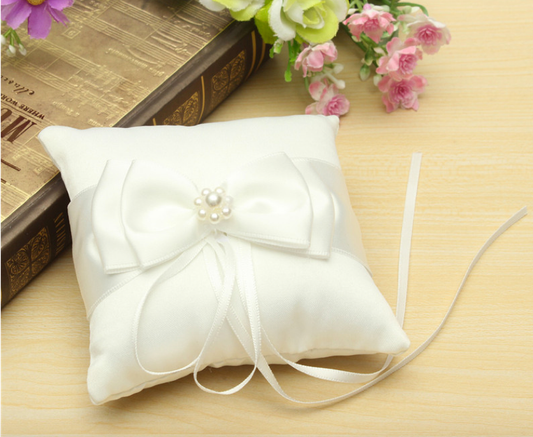 Coussin pour alliances - Noeuds et perle
