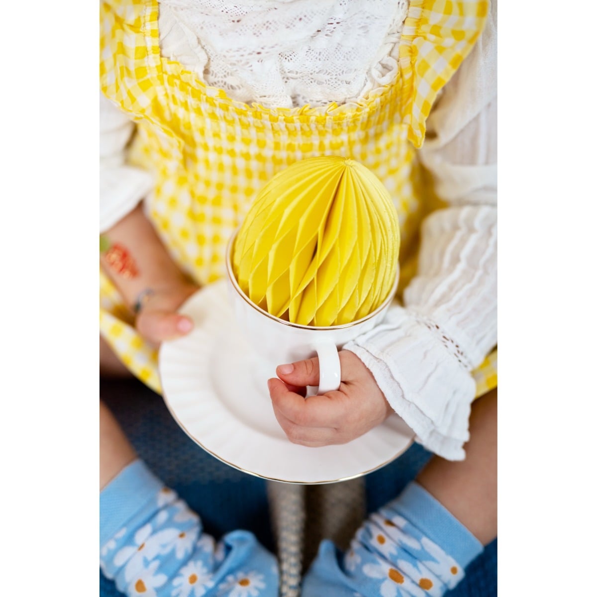 Décoration en papier Oeuf jaune